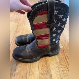 Women’s size 6.5 Durango flag boots